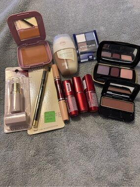Maybelline Lipstick & Makeup Mix in Pink, Mauve, Nude